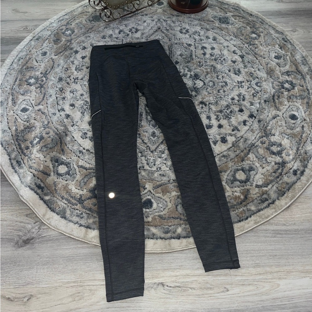 Lululemon - Picture 5 of 7